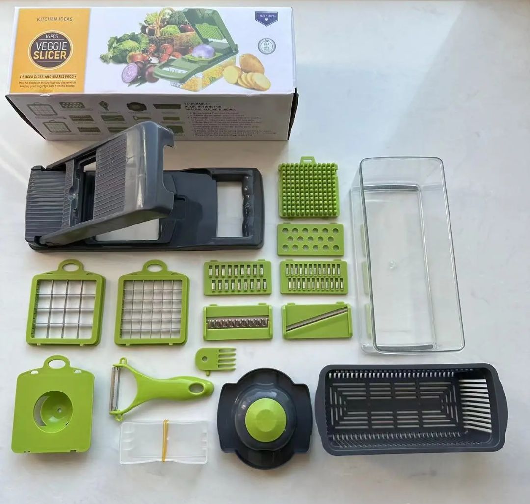 Vegetable Chopper Onion Chopper Mandolin Slicer Pro 13 in 1professional food Choppermultifunctional Vegetable Chopper and Slicer, Dicing Machine, AdjustableVegetable Cutter With Container(grey)