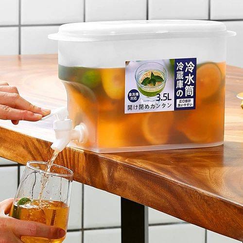 *New arrival❗🎉🎊* *3.5L table top or fridge juice container with dispenser tap Keep your family and friends hydrated and healthy with the fridge cold water juice/Milk/wine/Water dispenser! Refills