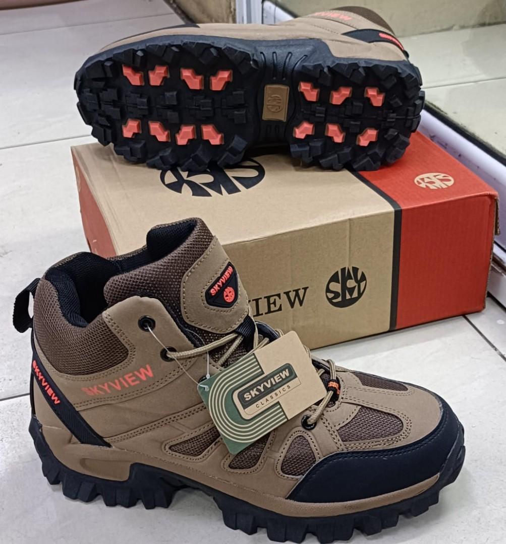 Skyview Classic hiking boots.