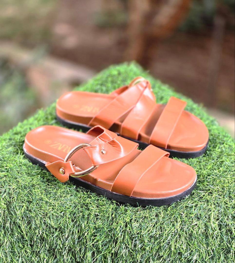 ZARA’s Must-Have Strappy Sandals!