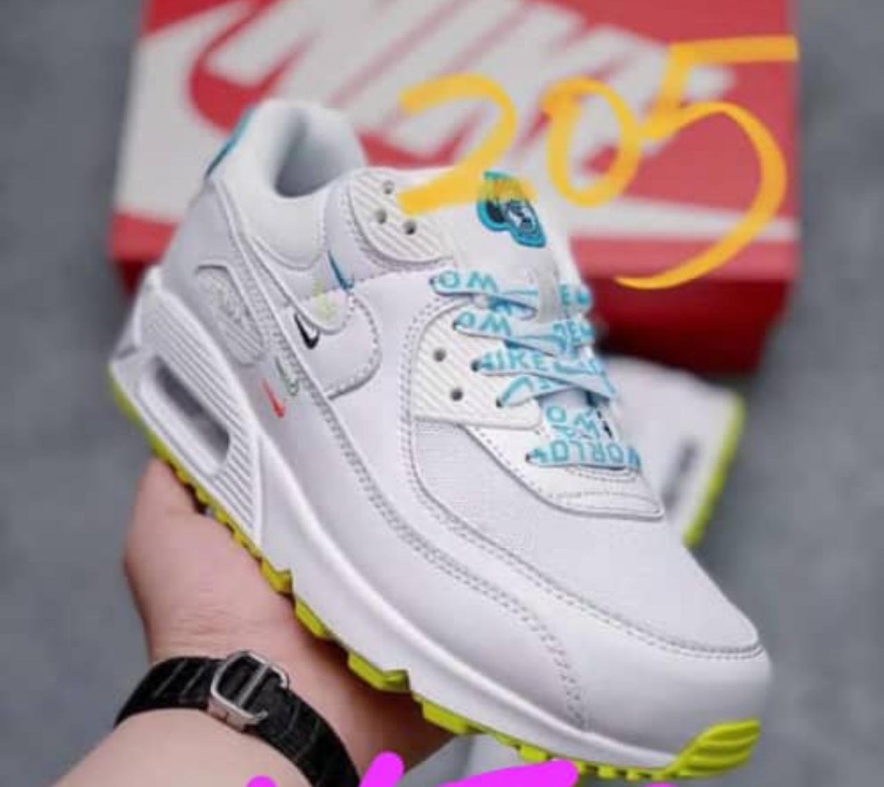 Air Max 90   Men's Shoes > Sneakers