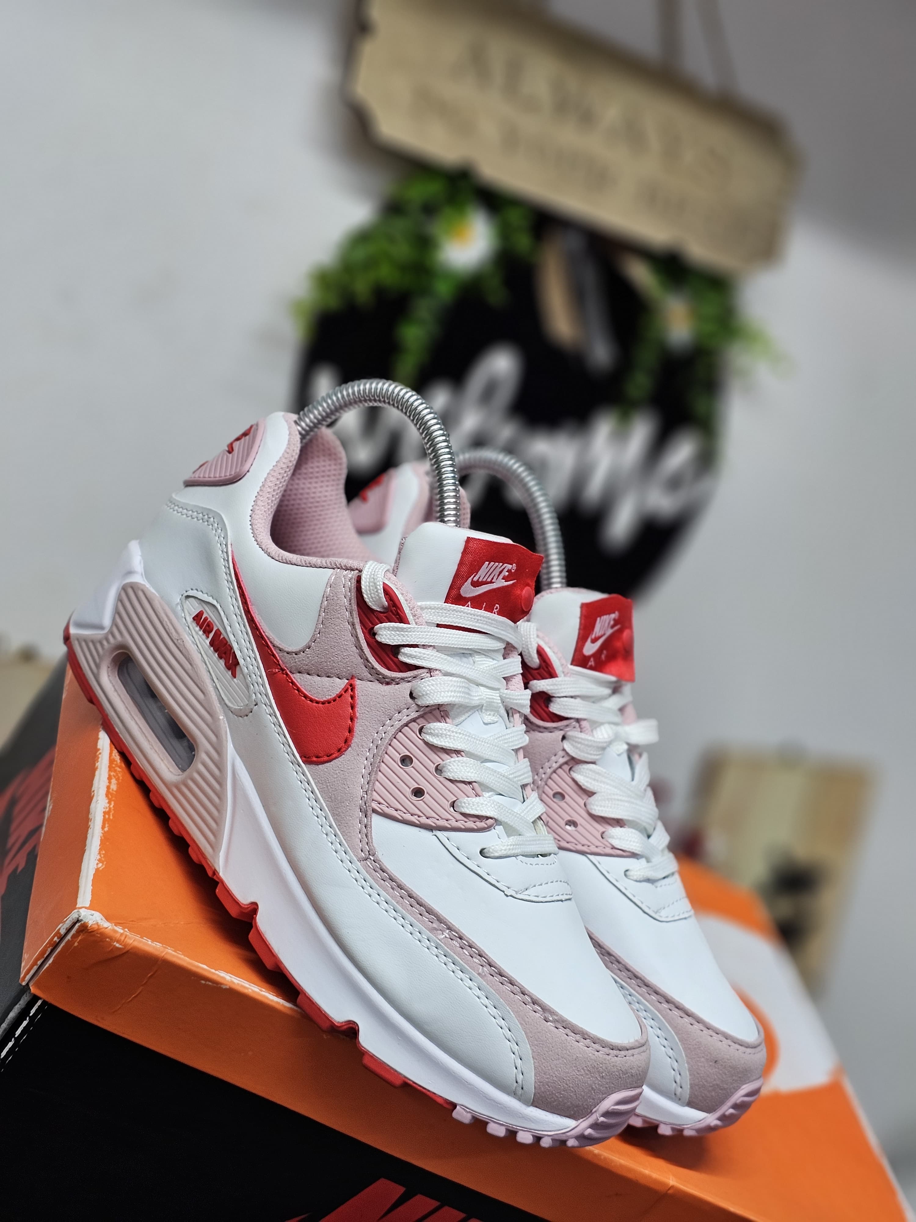 Black friday crazy offer on Pink Airmax 90 UNISEX Men's Shoes Sneakers