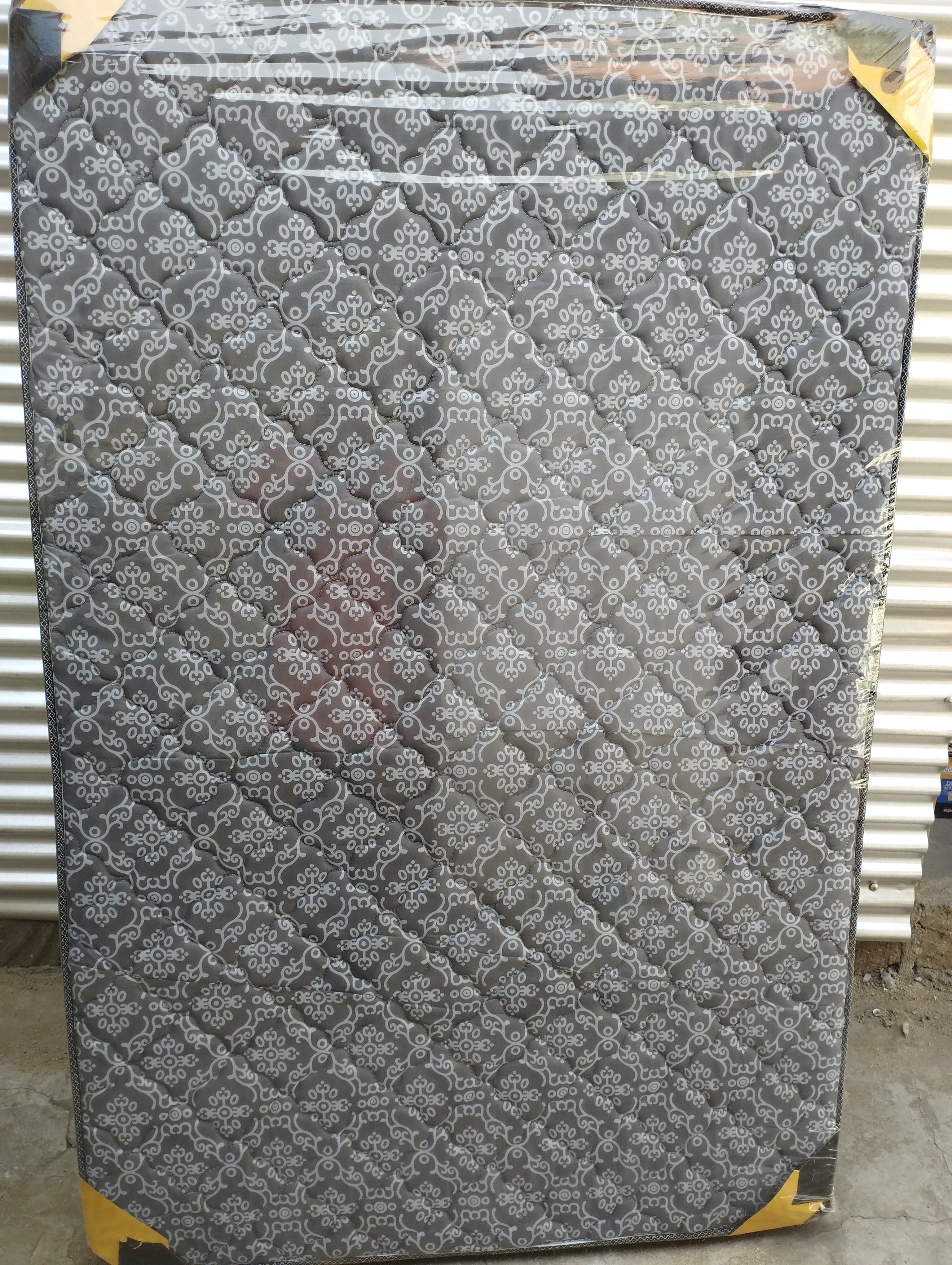 4×6×8 inch quilted morning glory superfoam medium density mattress with a 4by6 single woolen duvet