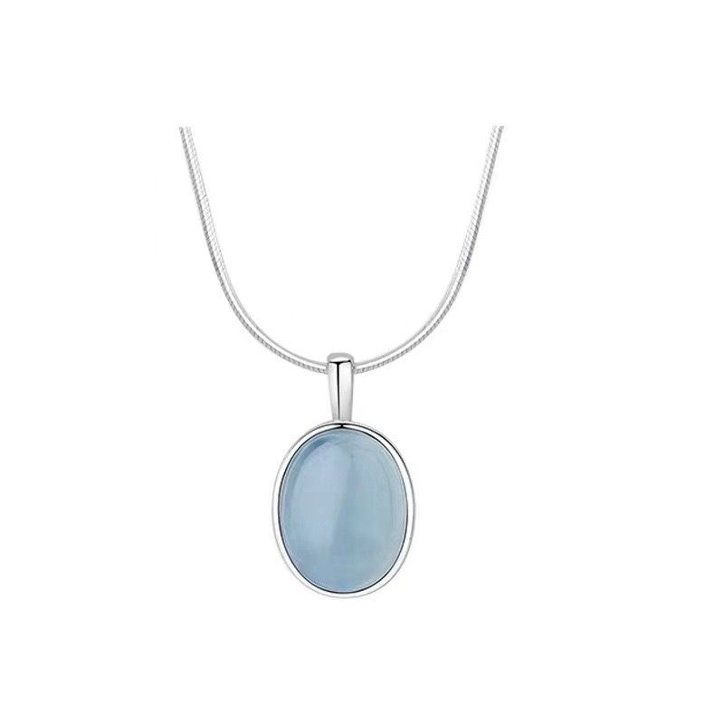 Moonlight style natural stone necklace for Women in 2024 new light luxury minority collarbone fashionable chain female snake bone chain sweater chain accessories