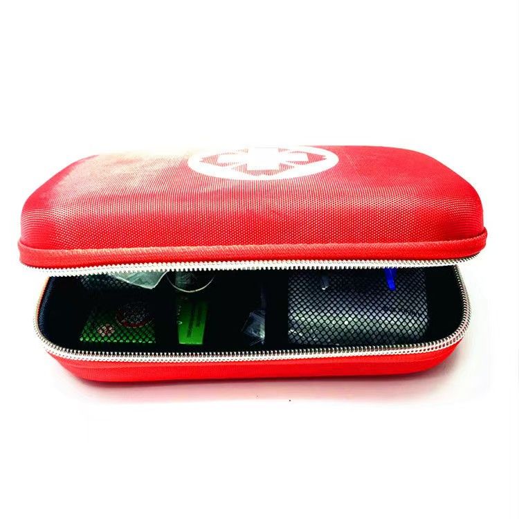 New type of  first aid kit bag emergency use or home use or outdoor activities Car first aid kit Outdoor gift First aid kit 18-piece kit