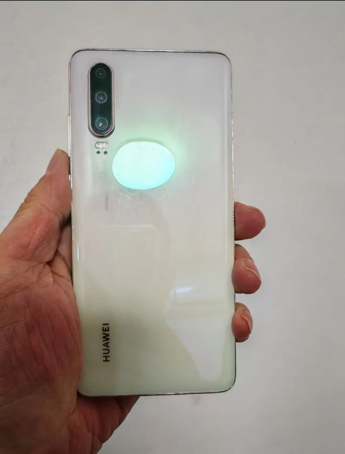 Refurbished Huawei P30 ELE-L29 128GB 6/8GB RAM Unlocked Smart phone - Boxed with Accessories All colors