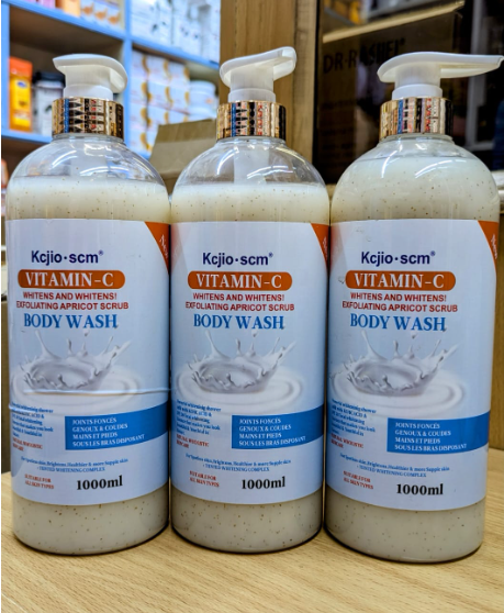 Kcjio.scm 1000ml Botanical Exfoliating Scrub & Wash. Gently Exfoliating, Whitening, Glowing Skin Body Wash Effective and high potency