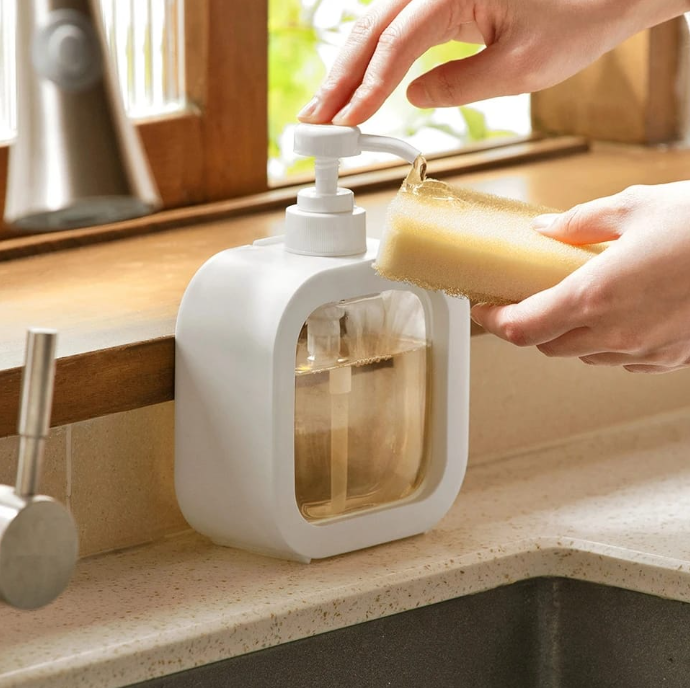 Brand New 500ml Clear Soap Dispenser Lotion Dispenser , Sanitizer Dispenser. Very High Quality Stylish and Luxurious Hand washer soap