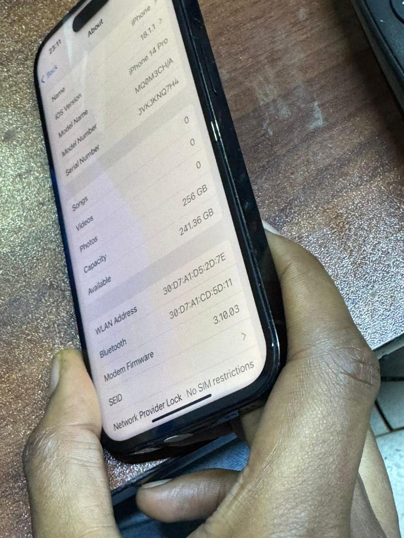 Apple iphone 14pro 256GB +6GB with Face ID Smart Phone mobile phone iPhone14PRO 6.7-inch 48MP+12MP Camera SmartPhone iPhone 6GB +256GB