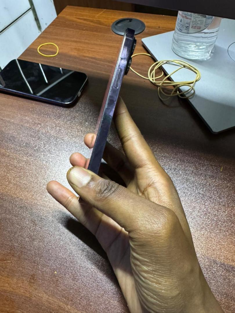 Refurbished Apple iPhone 14 Pro Max 1TB Smartphone Dual SIM Card Face Unlock 6.7 Inch + 5G Refurbished Phone.
