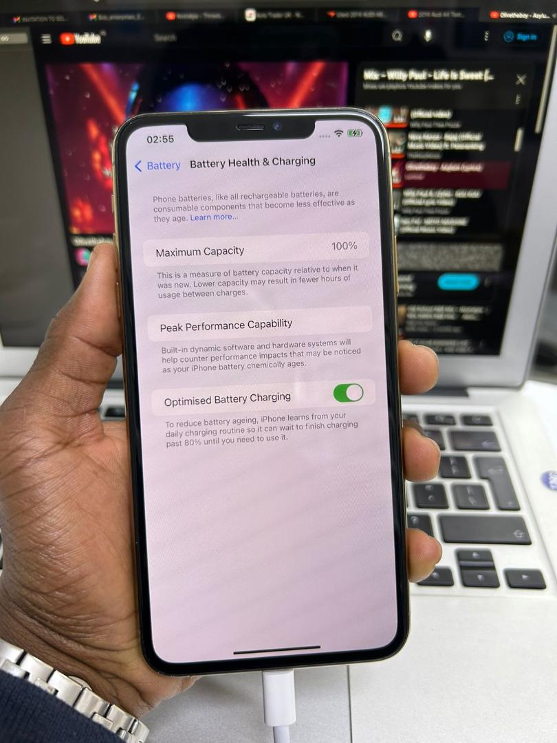 Refurbished iPhone 11 Pro Max 256GB – Original | Unlocked | Face ID OK | Best Price in Kenya