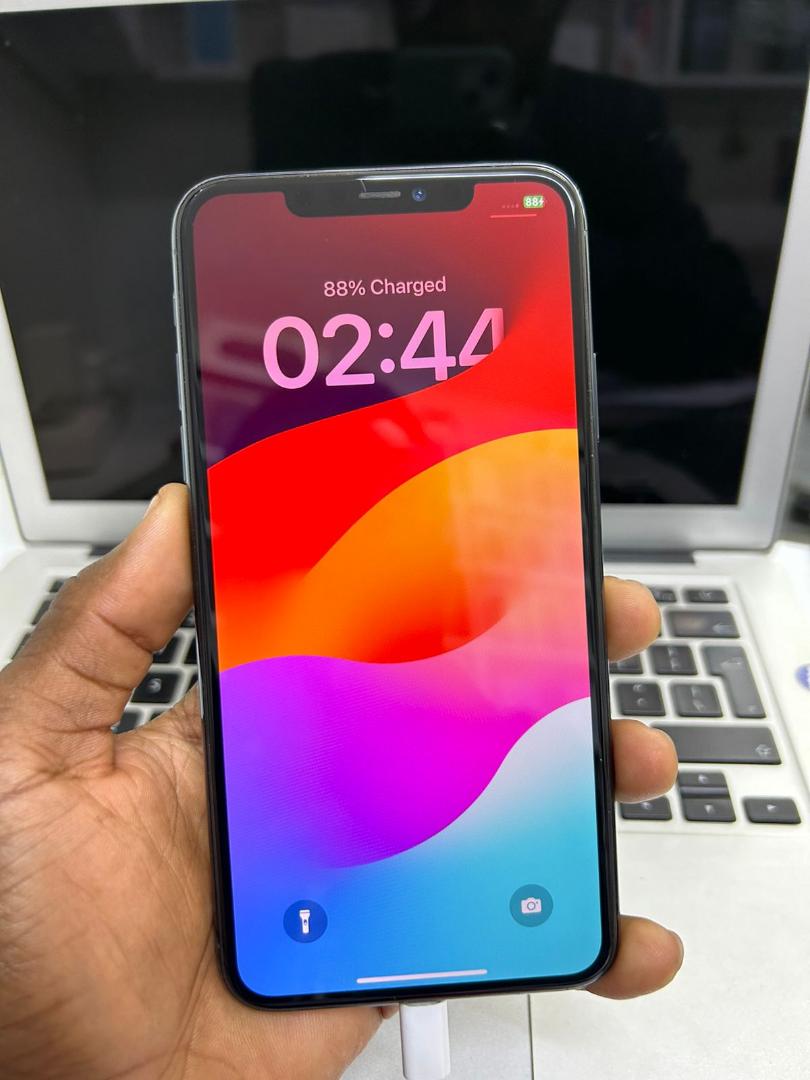Refurbished iPhone 11 Pro Max 256GB – Original | Unlocked | Face ID OK | Best Price in Kenya