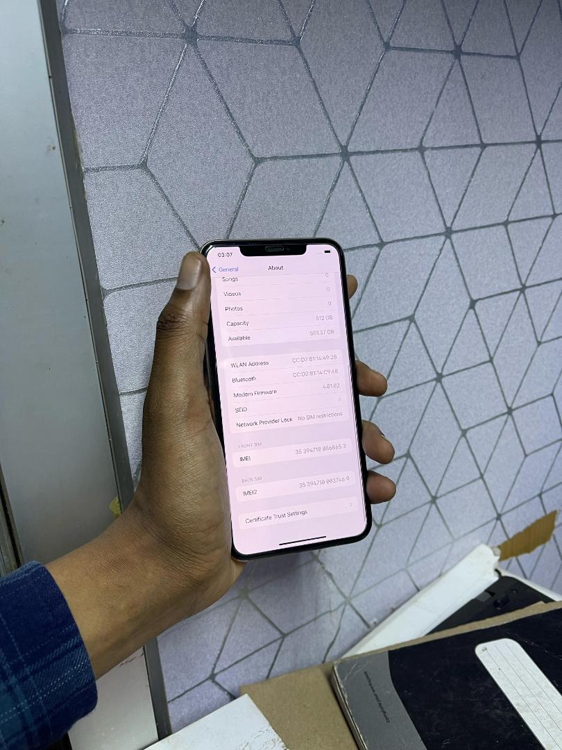 New Apple Iphone 11 Pro Max 256GB + 6GB smartphone 4G dual network Face unlock all oriiginal