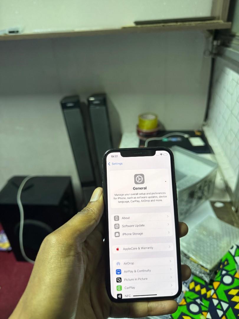 Refurbished Apple iPhone 12 PRO 512gb 6GB RAM + 512GB  5G smartphone Pro Cameras for content Creation