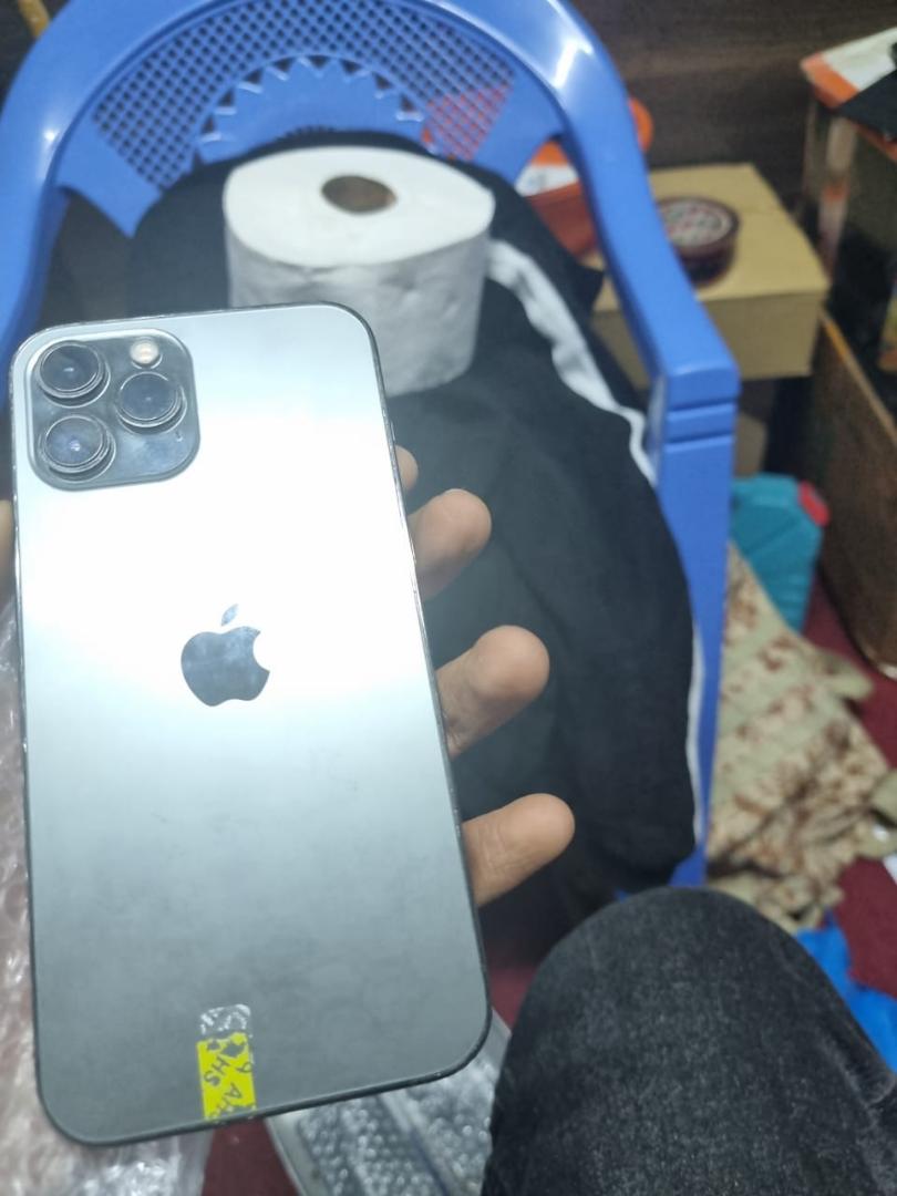 Refurbished Apple iPhone 12 PRO 512gb 6GB RAM + 512GB  5G smartphone Pro Cameras for content Creation