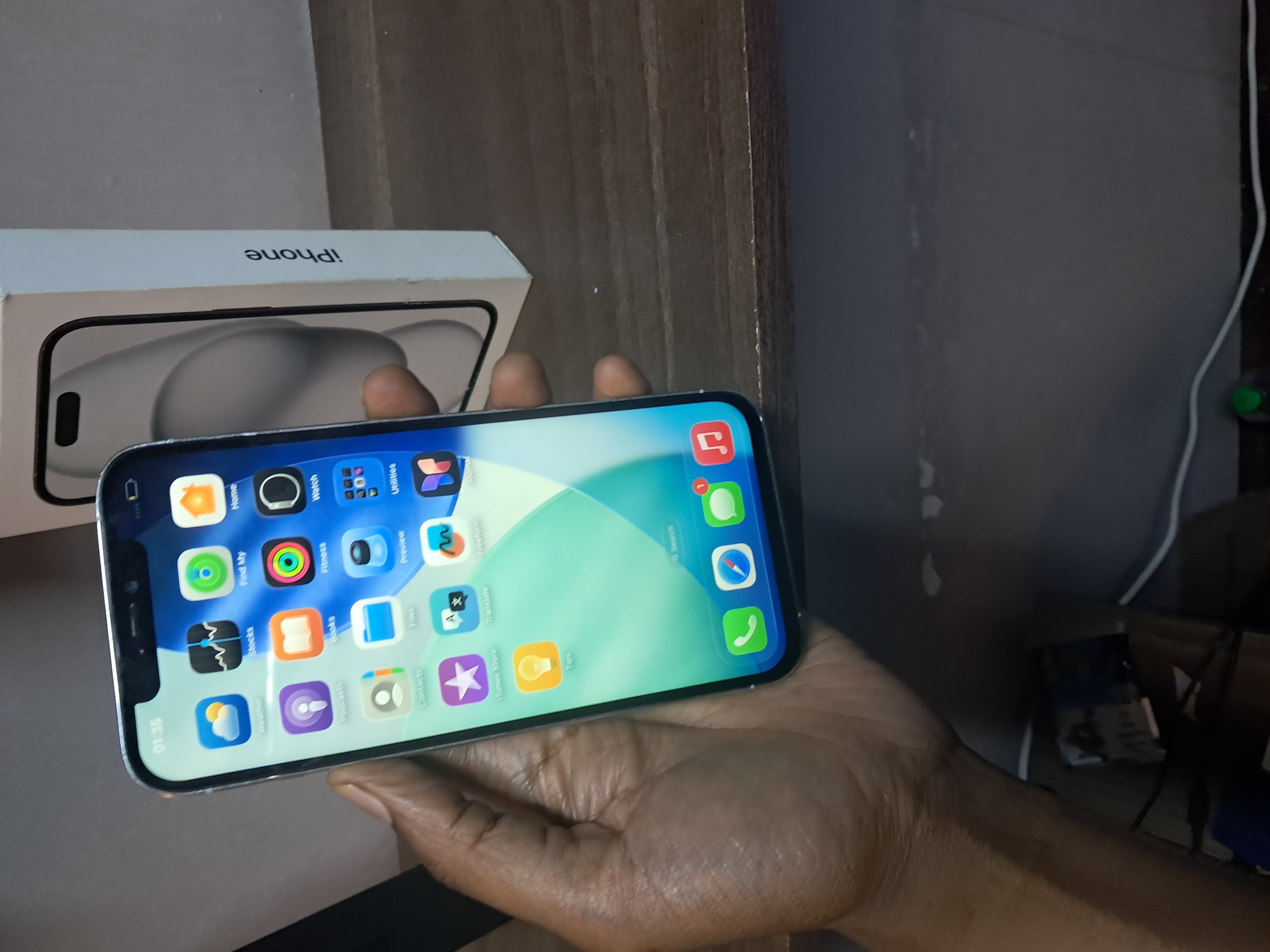 Refurbished iphone 12promax 6gb + 256gb with Face ID smartphone  5G Networks random colours