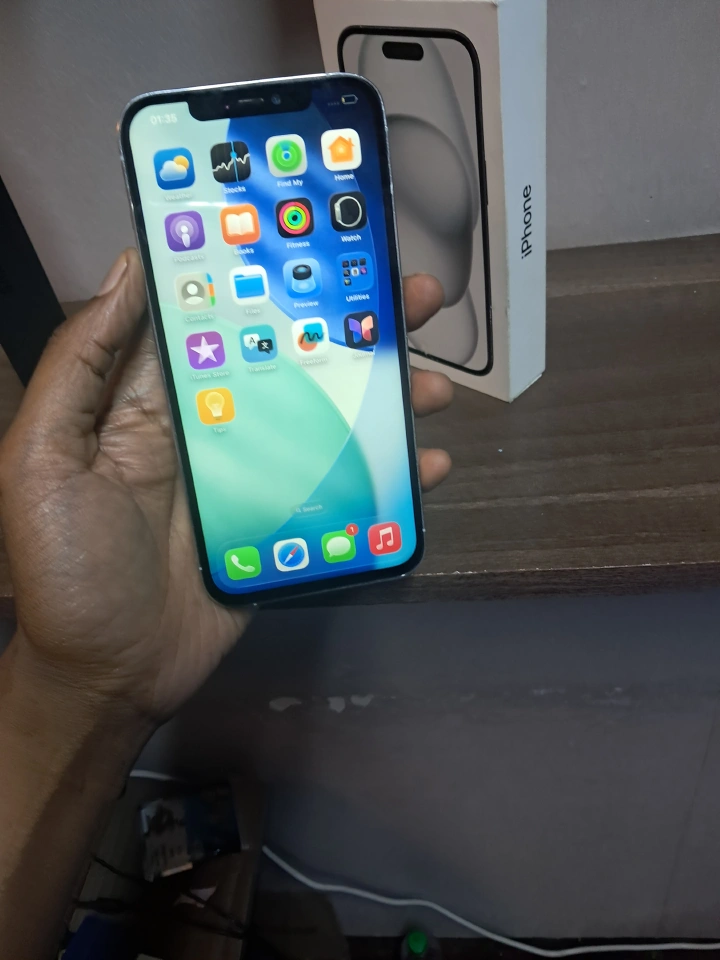 Refurbished iphone 12promax 6gb + 256gb with Face ID smartphone  5G Networks random colours