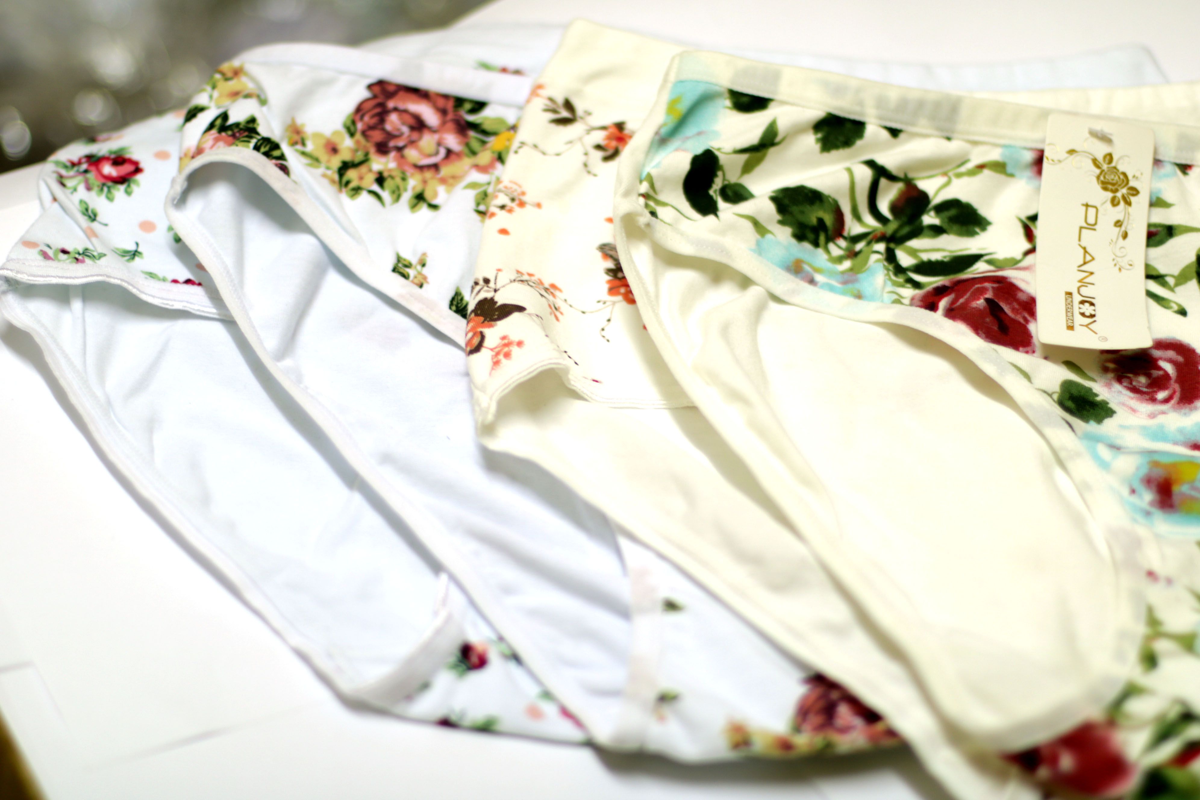 Soft Permeable Ladies Cotton Underwear  - 4 Pack