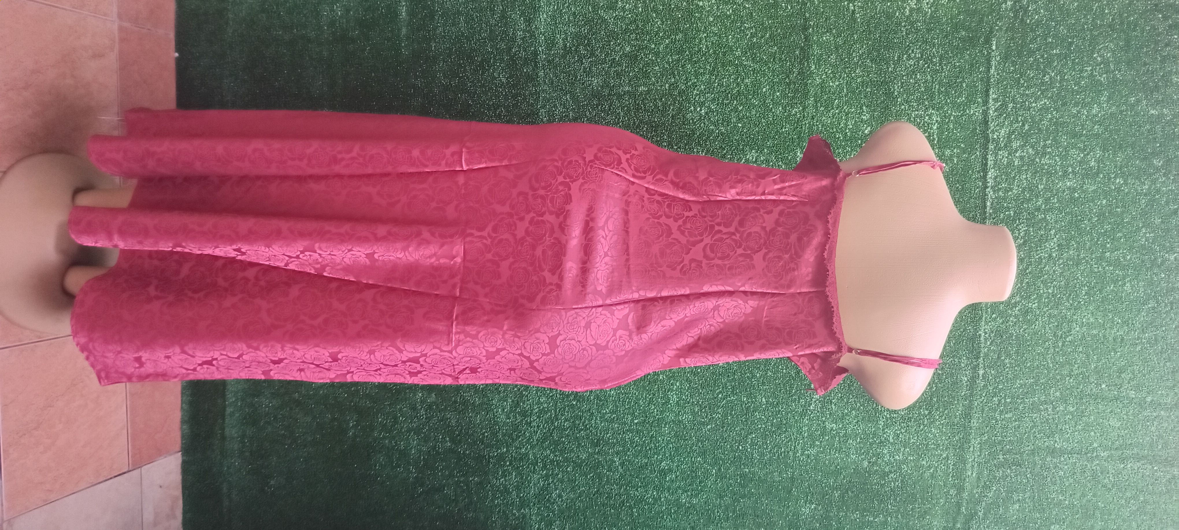 Women's Lingerie beautiful red satin Sexy Nightwear Spaghetti Strap slip on Nightgown.prestine quality.