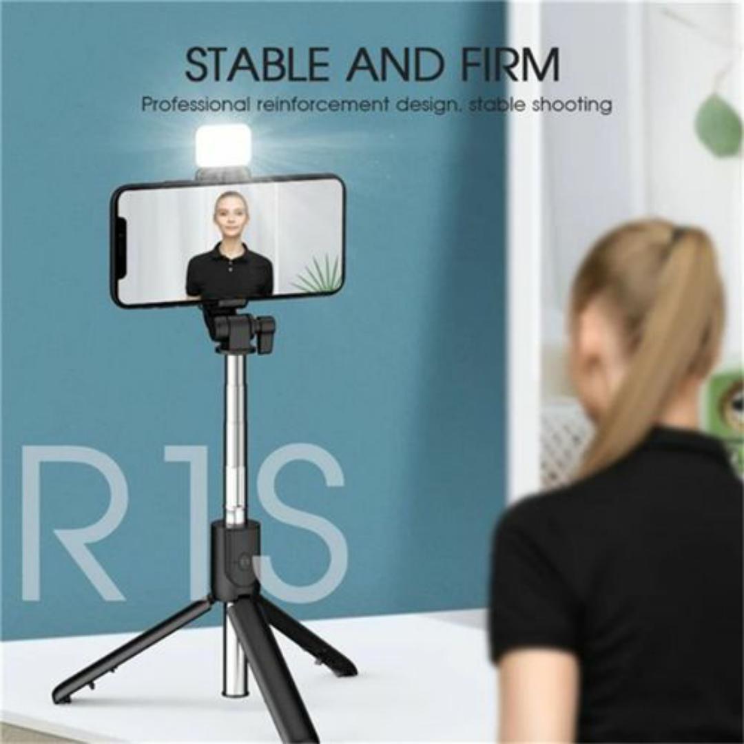 Tripod stand Wireless Fill Light Bluetooth Remote Tripod Blog Live Videos,YouTube Selfie Stick