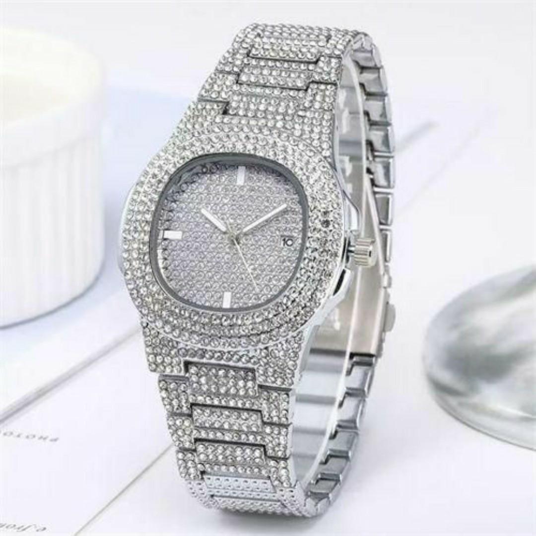 Luxury Ladies Quartz Watch – Silver Stainless Steel with Diamond-Studded Silver Women Wristwatch – Elegant, Stylish & Sparkling - Perfect for Every Occasion