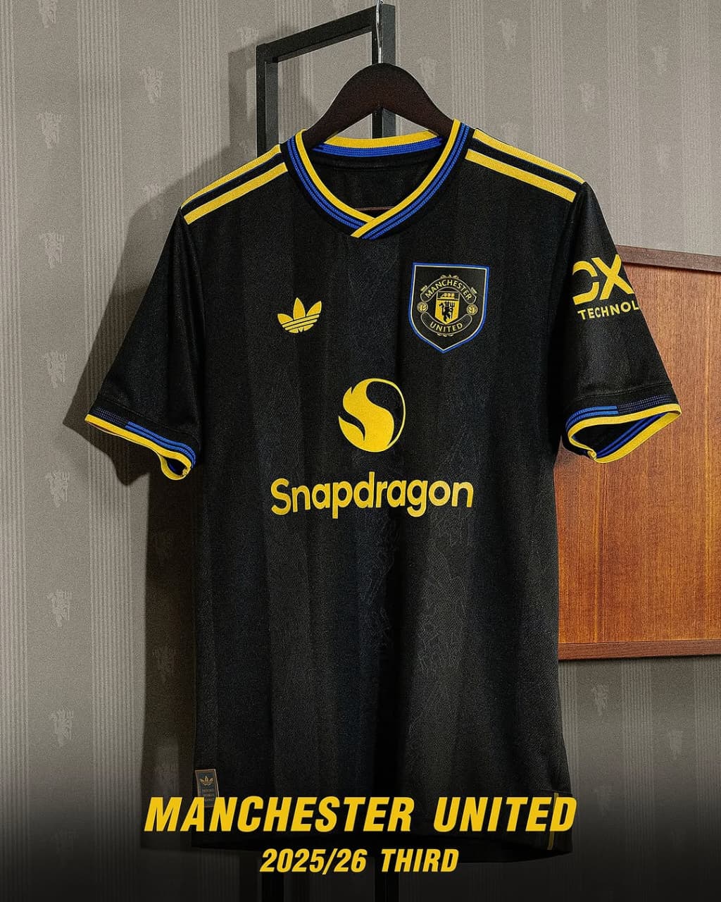 Manchester united New 25/26 Black third kit authentic jersey high quality product Man united