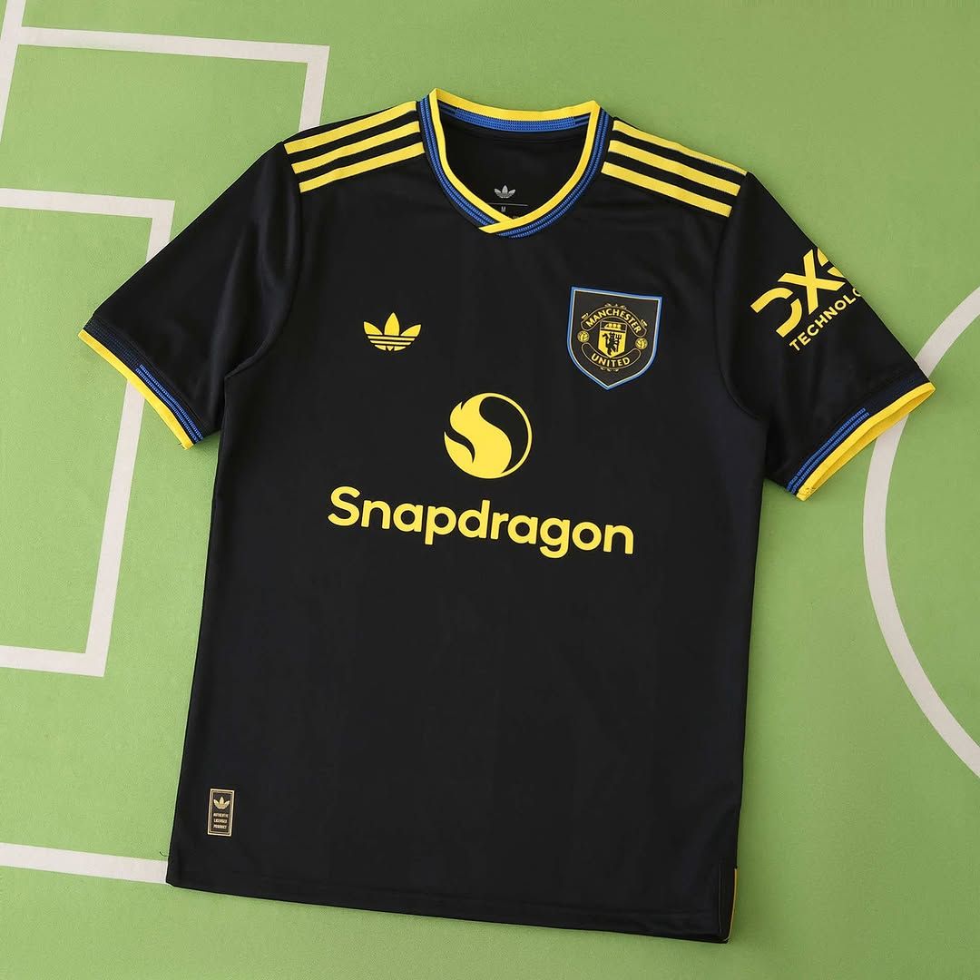 Manchester united New 25/26 Black third kit authentic jersey high quality product Man united