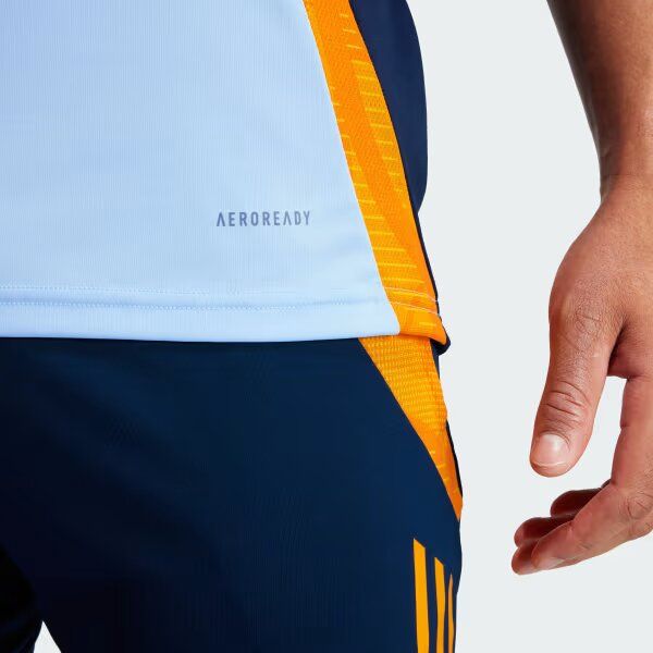 New Season 2025 Real Madrid Pre-match Training Kit Jersey - Stay dry Technology                      .