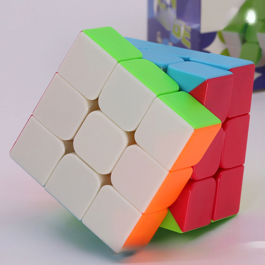 3*3*3 RUBIKS CUBE/MAGIC CUBE/STRESS RELIEVER/SPEED CUBE/ 3X3 STICKERLESS MAGIC CUBE/ RUBIX PUZZLE TOYS.