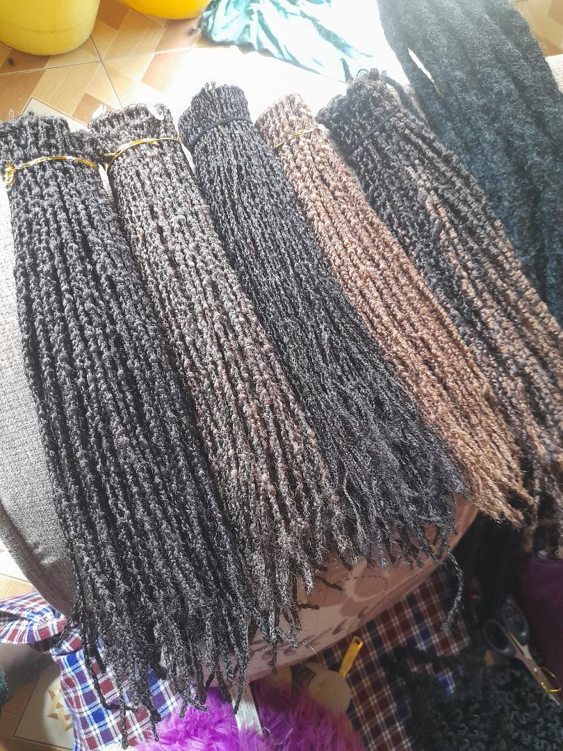 artificial dreadlocks, microlocs and sisterlocs