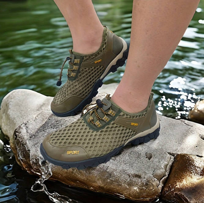 Men  Sneakers Breathable shoes Trend Casual Shoe Male Shoes Boy Shoes running sport shoe Mountaineering shoes boy water shoes Fast delivery within 1-5 days