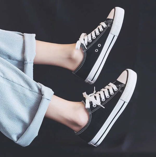 Women Sports Shoes Fashion Lace Up Female Students Flat Ladies Shoes Sneaker  Girl Canvas Shoes Fast delivery within 1-5 days