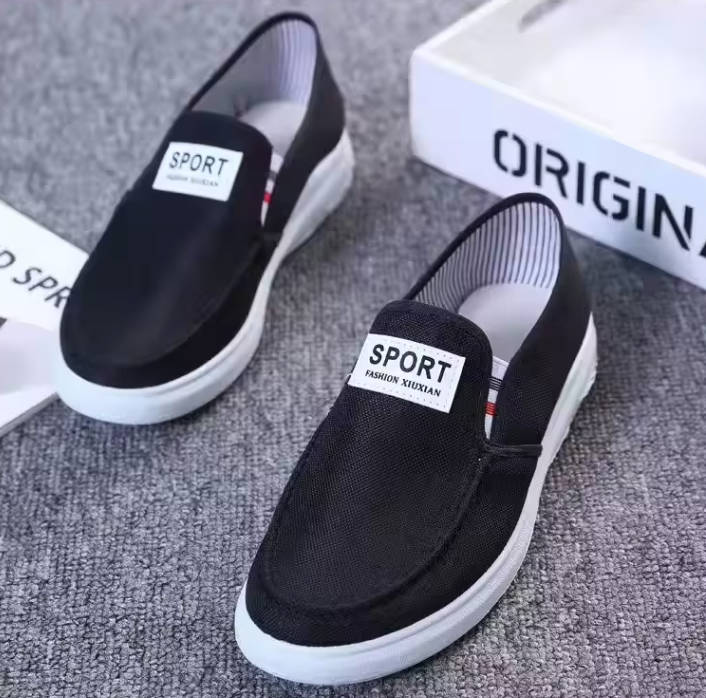 Men Casual Shoes Fashion Male Flats Shoes Soft Men Loafers Leisure Men's Shoes Man Sneaker Breathable Slip-On Men's Flat Loafers Comfortable Casual boy Shoes Fast delivery within 1-5 days