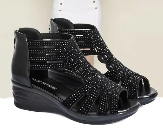 Ladies Shoes Slippers Mules Plastic Slope Heel Sandals and Slippers Fashion Women's Simple Beach Outer Mid-heel Non-slip Heightening Slippers Casual Mom Shoe Latest Shoes Girl