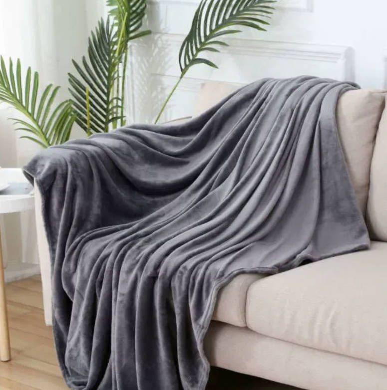 Fluffy Coral Velvet Blanket Flannel Plush Comfortable Thickened and Warm Soft Sofa Throw Blanket for Air-Conditioned Room Luxury Blankets furniture Local fast delivery