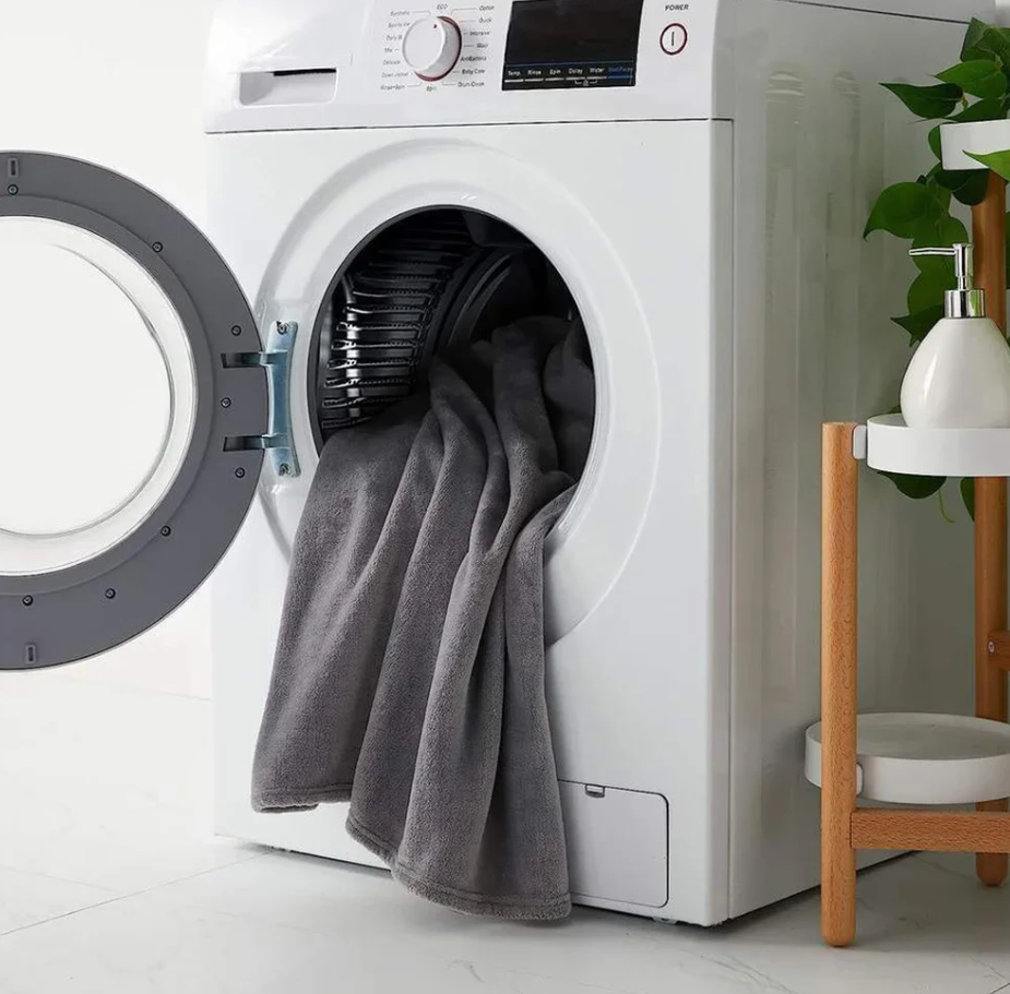 Fluffy Coral Velvet Blanket Flannel Plush Comfortable Thickened and Warm Soft Sofa Throw Blanket for Air-Conditioned Room Luxury Blankets furniture Local fast delivery