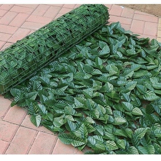 Artificial Privacy Fence Screen, Outdoor Expandable Balcony Hedges Fake Leaf, Balcony Fence Screening and Trellis Panel with Faux Ivy Vine Leaf for Wall Screen, Outdoor Garden, Christmas Decor