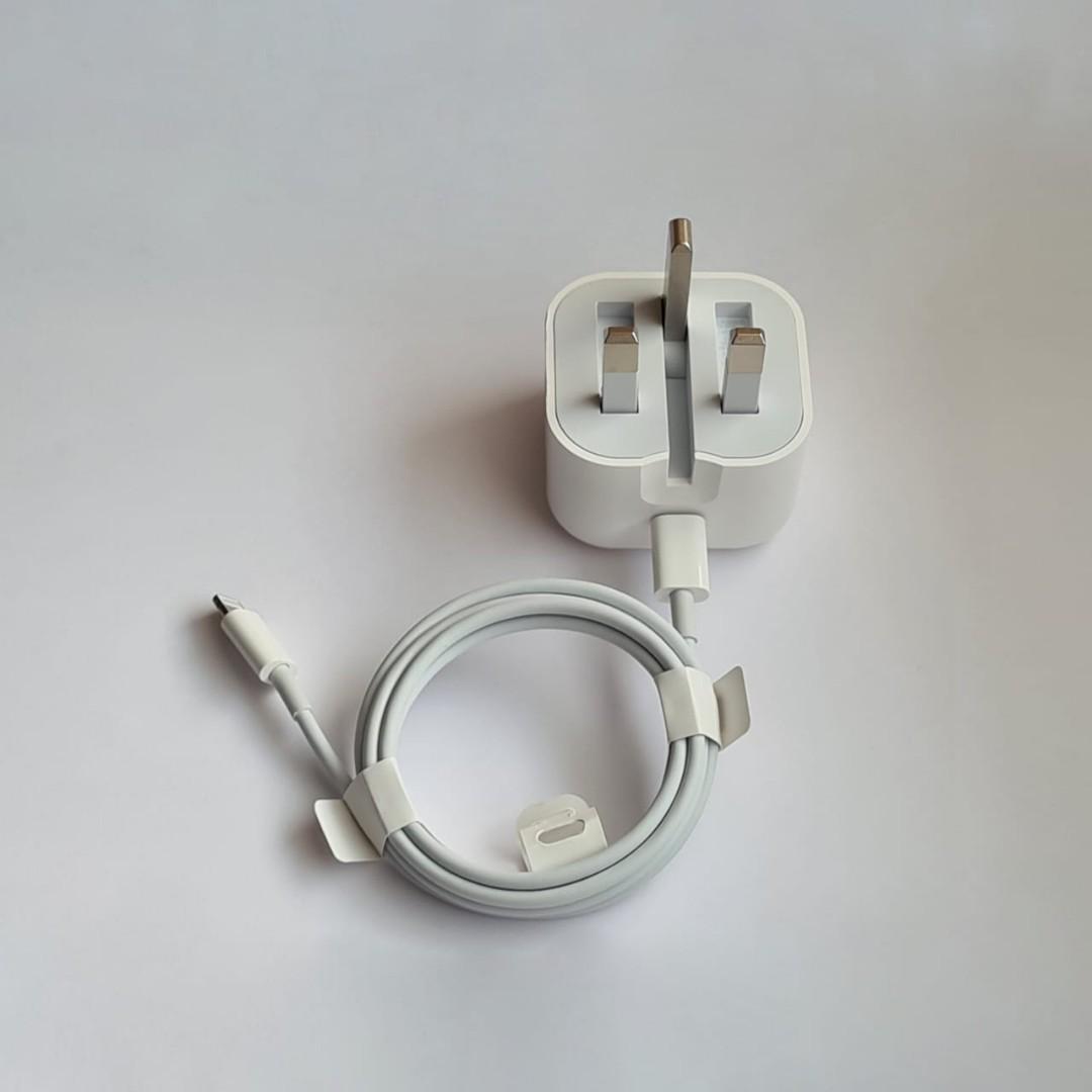 complete iPhone XR 11 11pro 12 13pro 14pro iPhone Charger,
