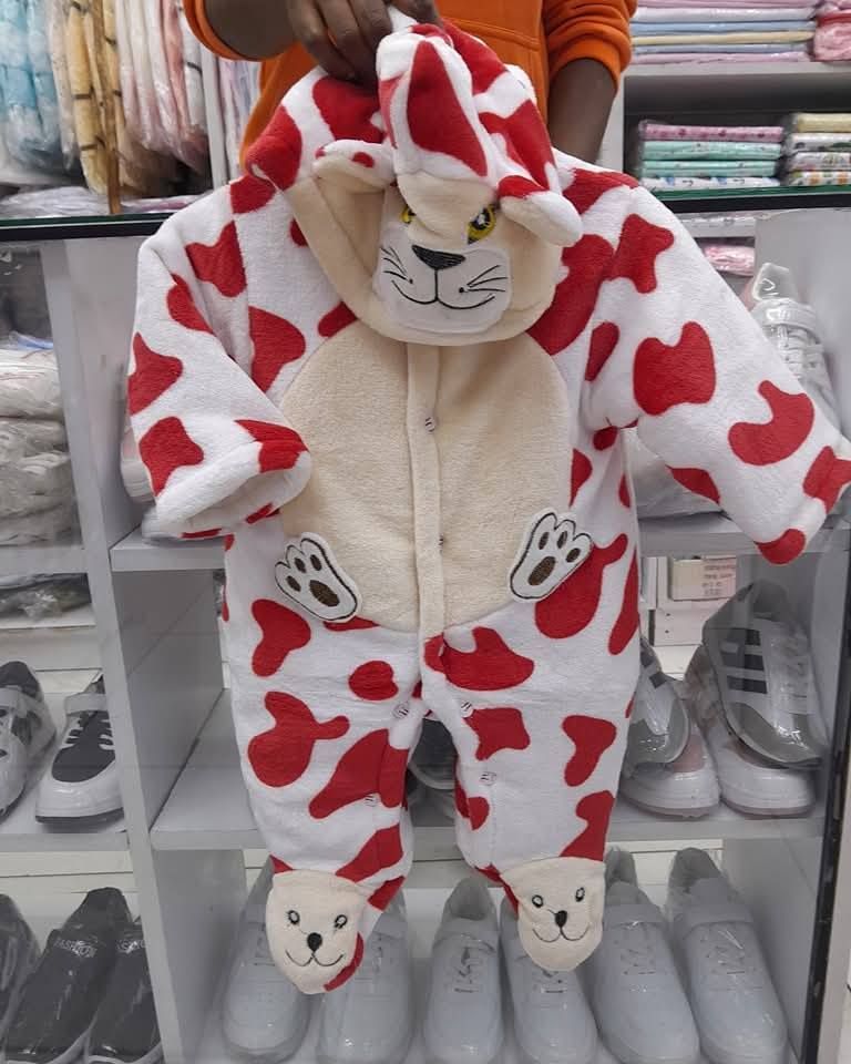 Heavy Baby Rompers – Warm & Cozy Onesies for Newborns and Toddlers – Available in Boys, Girls & Unisex Colors – Full-Body Winter Jumpsuits