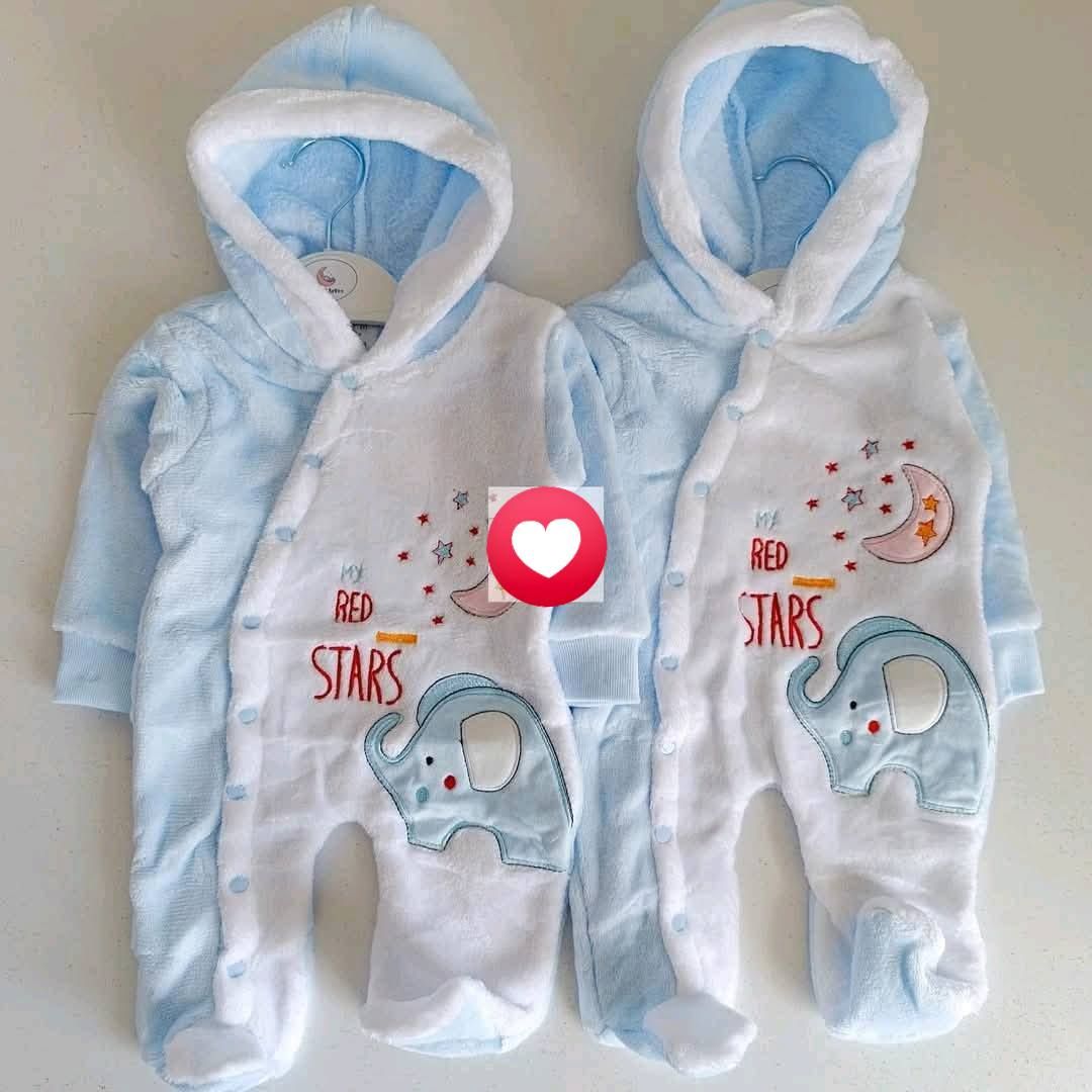Beautiful Mid-Warm Baby Rompers – Soft & Cozy One-Piece Outfit for Newborns and Infants, Gentle on Baby’s Skin, Perfect for All-Day Comfort