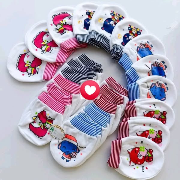 Soft Cotton Baby Anti-Scratch Mittens | Newborn Protection Gloves | Prevent Face Scratches & Keep Baby’s Hands Warm – Unisex Design