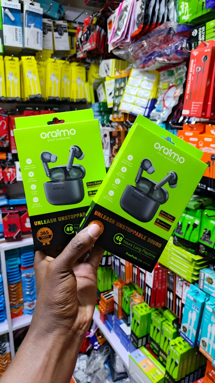 oraimo FreePods Lite ENC 40-hour Playtime Havybass True Wireless Earbuds With APP Control Bluetooth Earphones