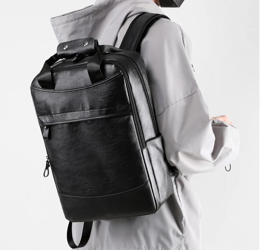 2025 High quality Unisex Business Casual Backpacks Travel Bag Black Leather Men's Fashion Shoulder Bags, Durable and Fashionable Bags