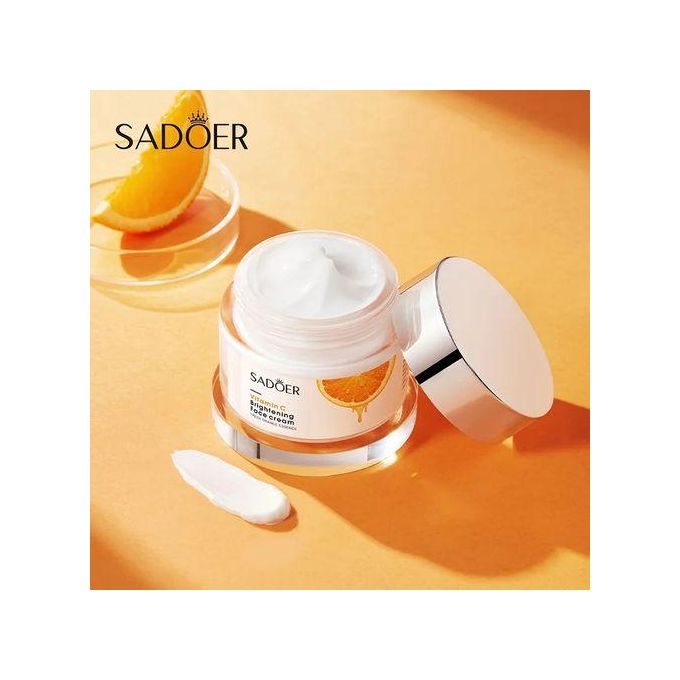 Sadoer 2 in 1 Set of Vitamin C Face Brightening Cream + Vitamin C Face Brightening Essence/Serum, Brightens Skin, Moisturize, Fade Dark Spots, Makes the Skin Glow