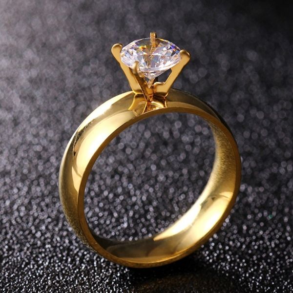 1pc Titanium Steel Large Zircon Couple Ring Men and Women Promise Gold Ring Valentine's Day Gift Wedding Engagement Ring