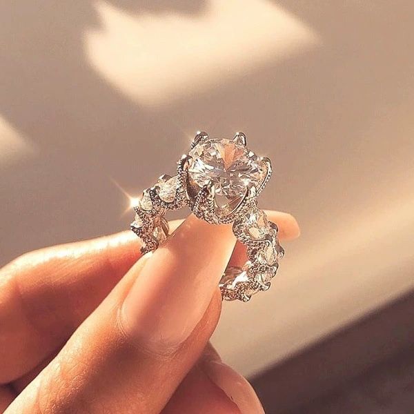New Arrival Women's Ring Zircon Inlaid Female Couple Proposal Engagement Wedding Ring Luxury Jewelry for Women Wholesale