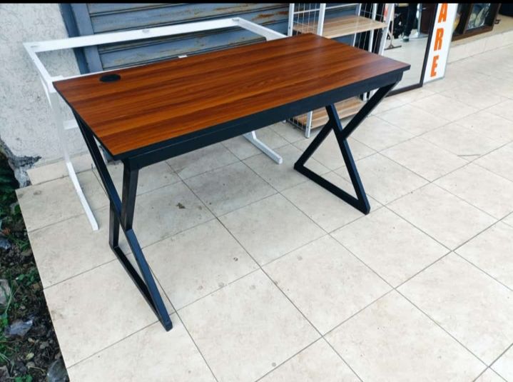 Office Desk 1.2Metres  Comfortable For Home Office White , gray