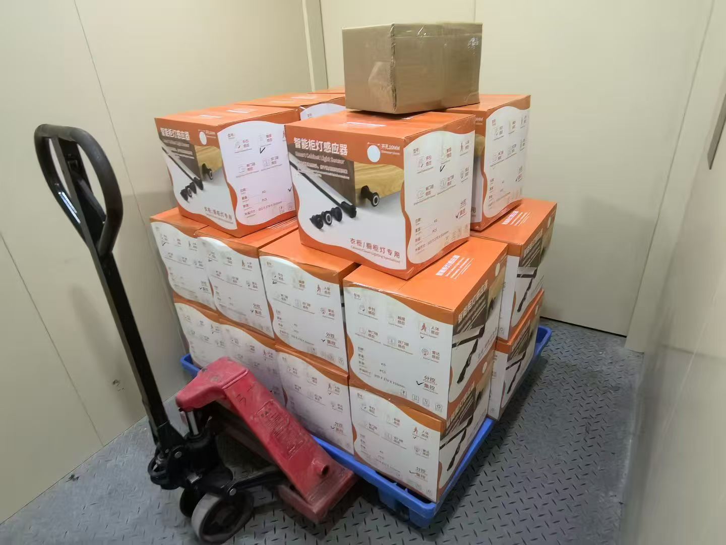 12V-24V Centralized Touch Control Cabinet Light Switch Touch Sensor Switch for LED Cabinet and Kitchen Lighting