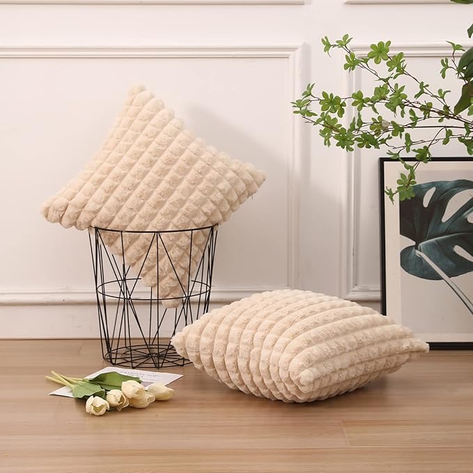 Set of 2 Super Soft Plush Faux Fur Throw Pillow Covers, Plaid Texture Modern Luxury Decorative Pillow Case Cushion Cover for Home Decor Sofa Couch Bed Livingroom.