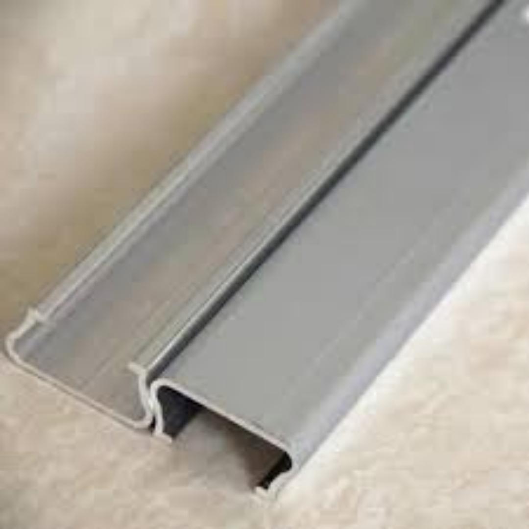 Rust-Free Zigzag Wire for Long-Lasting Greenhouse Use.Get yourself our high quality agricultural profile and zigzag wires..Keep your green house film strong and with a firm grip